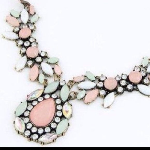 Pale Pink Formal Necklace - Picture 3 of 3